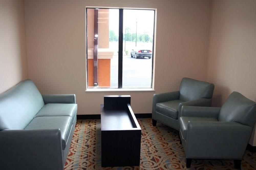 Super 8 By Wyndham Pennsville/Wilmington Екстериор снимка